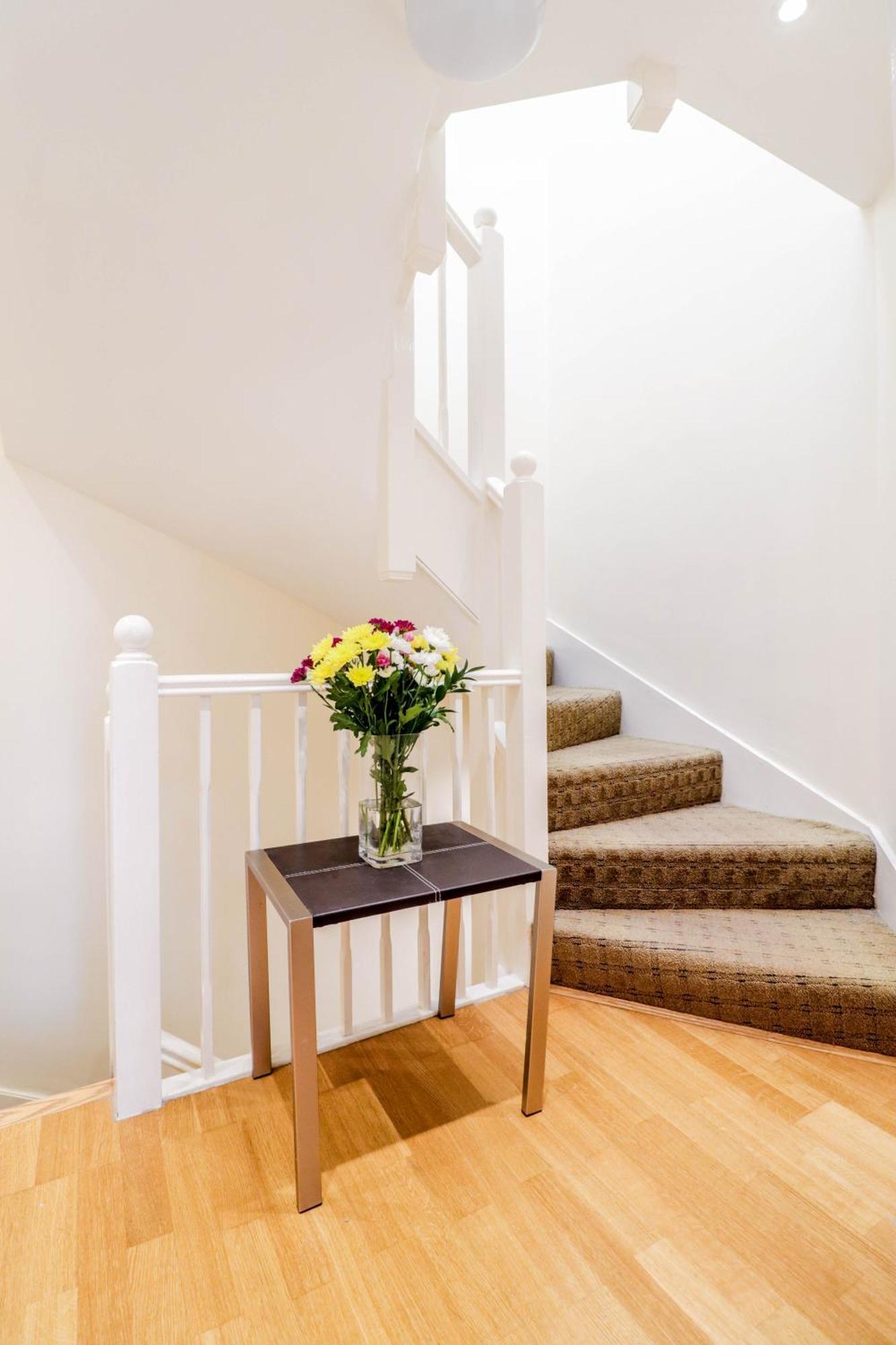 לונדון Spacious 4-Bed In St.John'S Wood מראה חיצוני תמונה