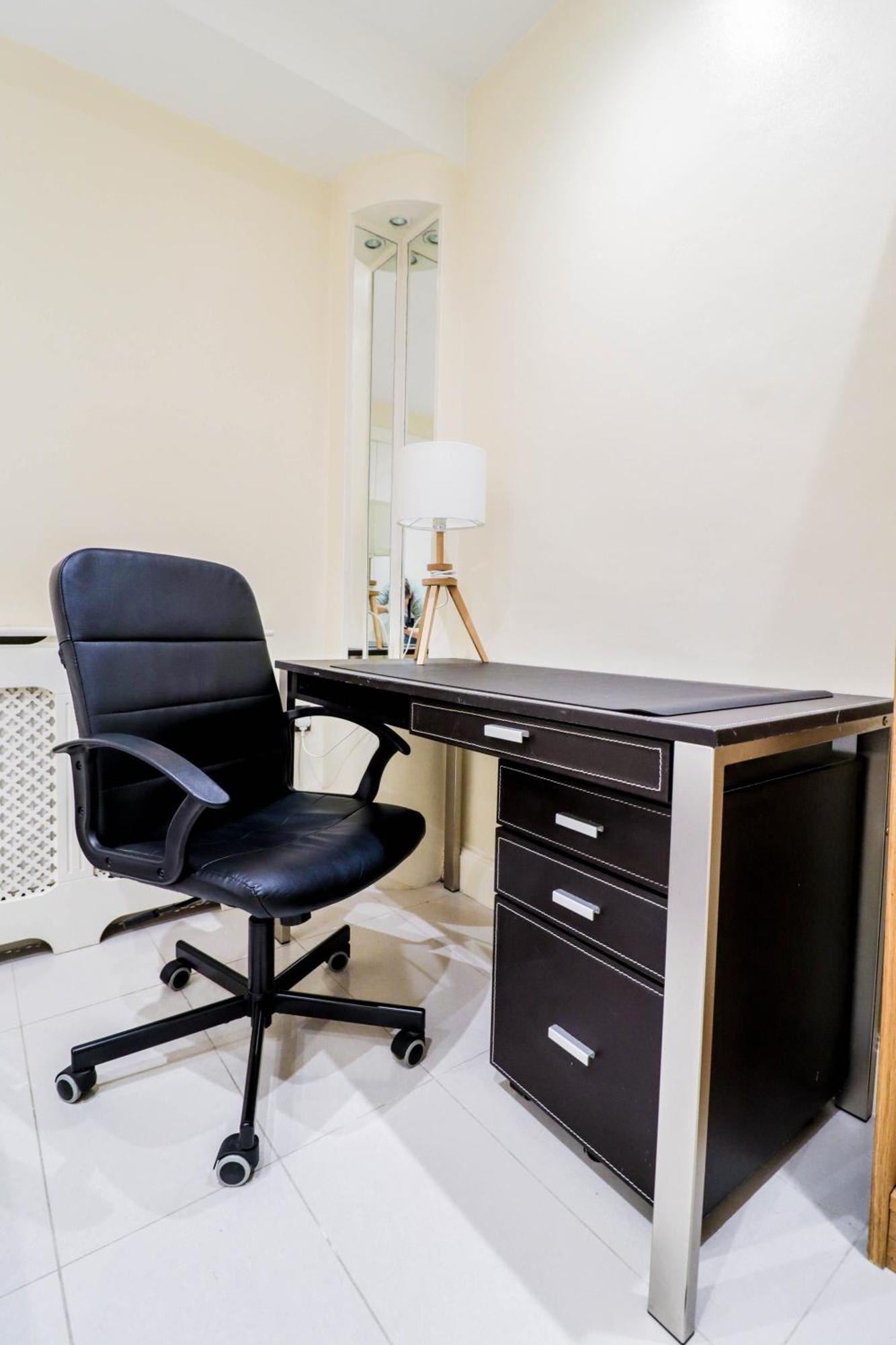 לונדון Spacious 4-Bed In St.John'S Wood מראה חיצוני תמונה
